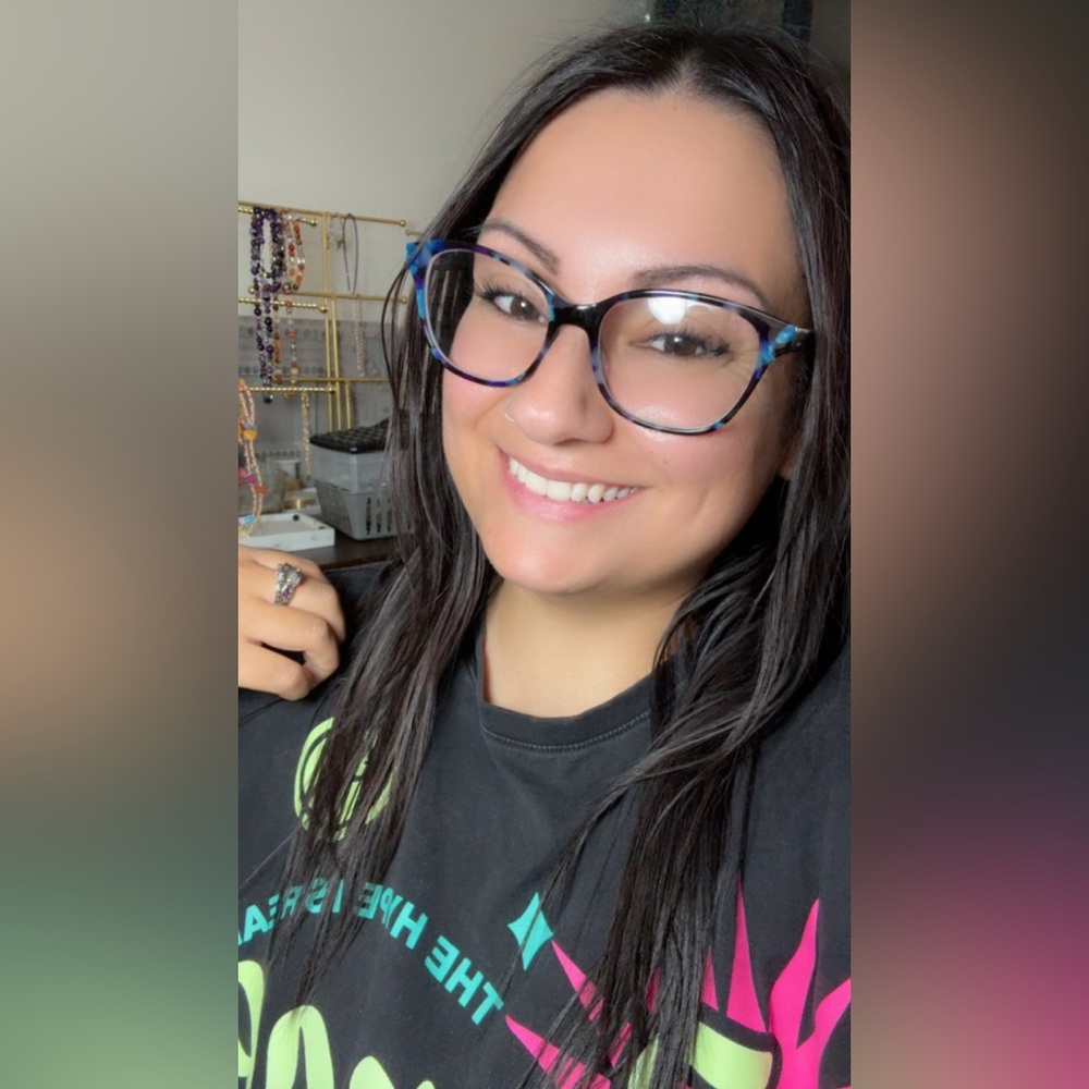 Meet your Posher, Karina